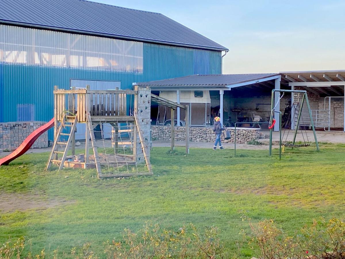 Familienfreundliche Ferienwohnung Am Reuterteich Seedorf  Exterior photo